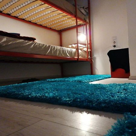 Lamis Hostel Budapest Ngoại thất bức ảnh