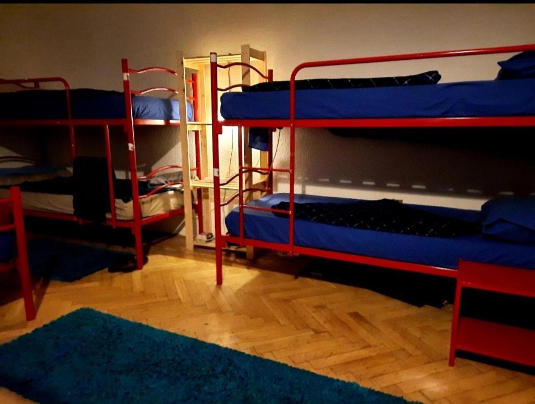 Lamis Hostel Budapest Ngoại thất bức ảnh
